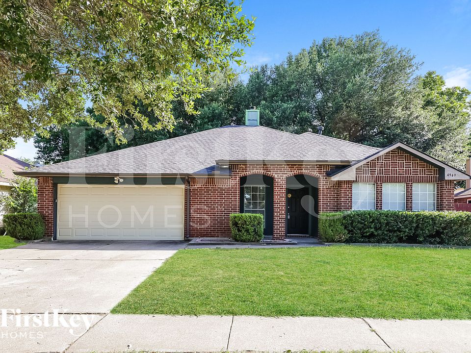 1st image of 4949 Oak Hollow Dr