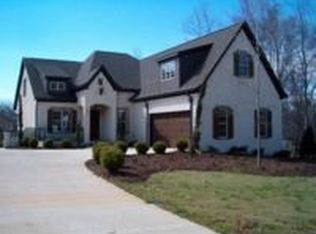 1660 Abby Rd, Auburn, AL 36830