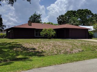 1325 Abbott Ln, Sebastian, FL 32958