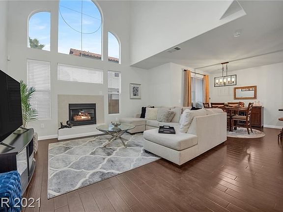 4th image of 8724 Villa Monica Ln