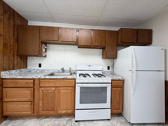 3rd image of 203 S Washington Ave