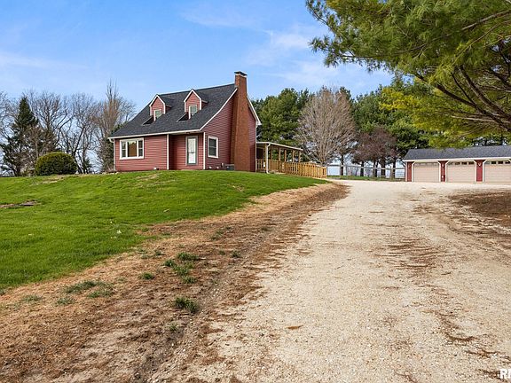 4th image of 2423 N Cramer Rd