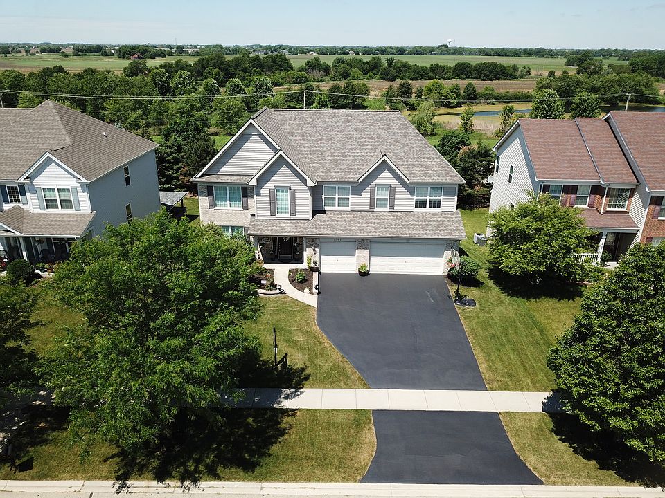 1st image of 2397 River Hills Ln