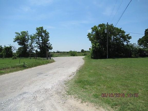 3rd image of 1194 County Road 1660