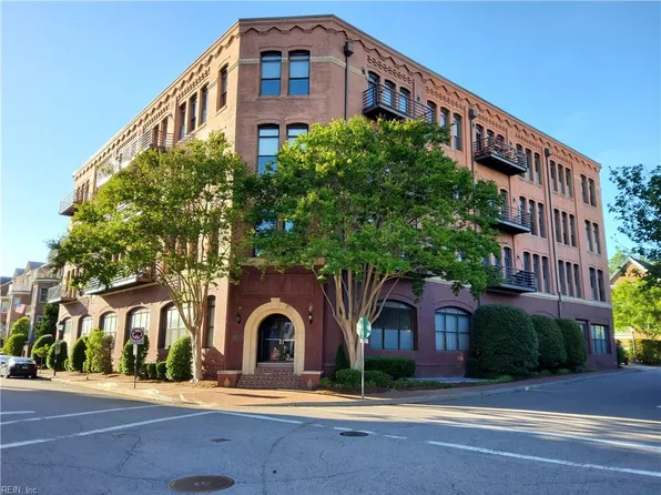 230 W Tazewell St APT 208, Norfolk, VA 23510