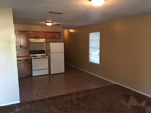 1st image of 4002 Bill Owens Pkwy APT A