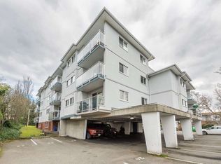 3234 Quadra St, Saanich, BC V8X 1G2