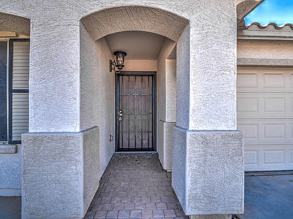 4th image of 37940 N Beverly Ave