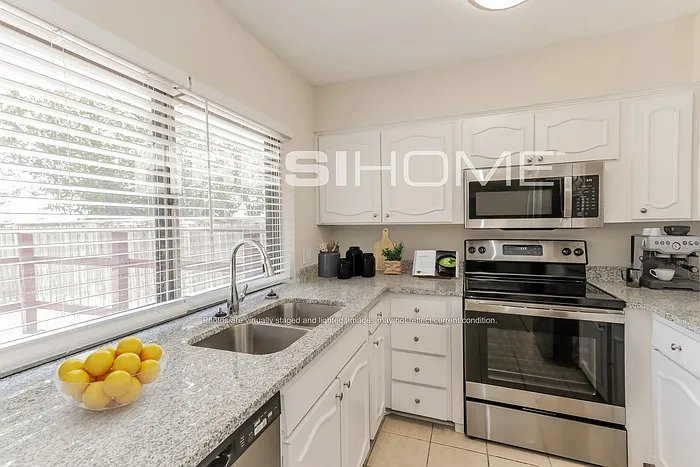 2832 Lago Vista Loop — Photo 3