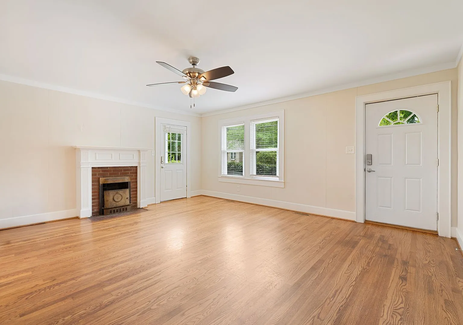 A Quaint Retreat Near Downtown Graham | 3 BD + Large Yard! — Photo 3