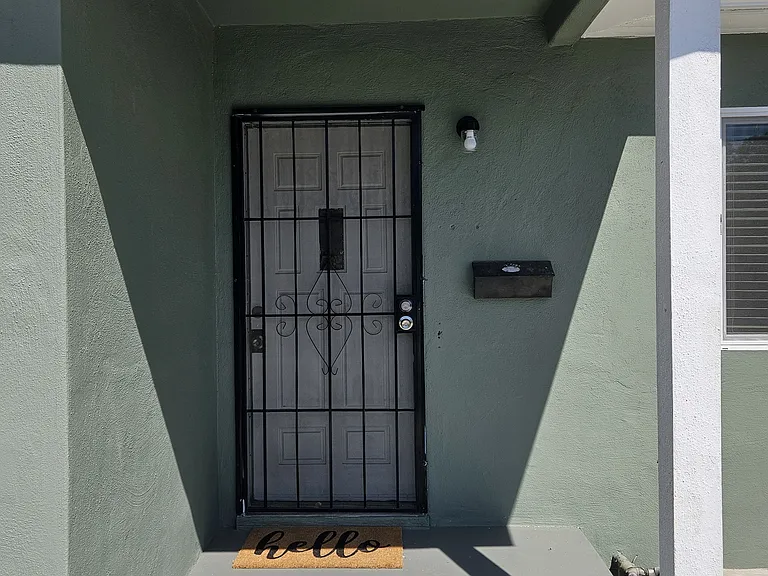516 S Veach Ave — Photo 5