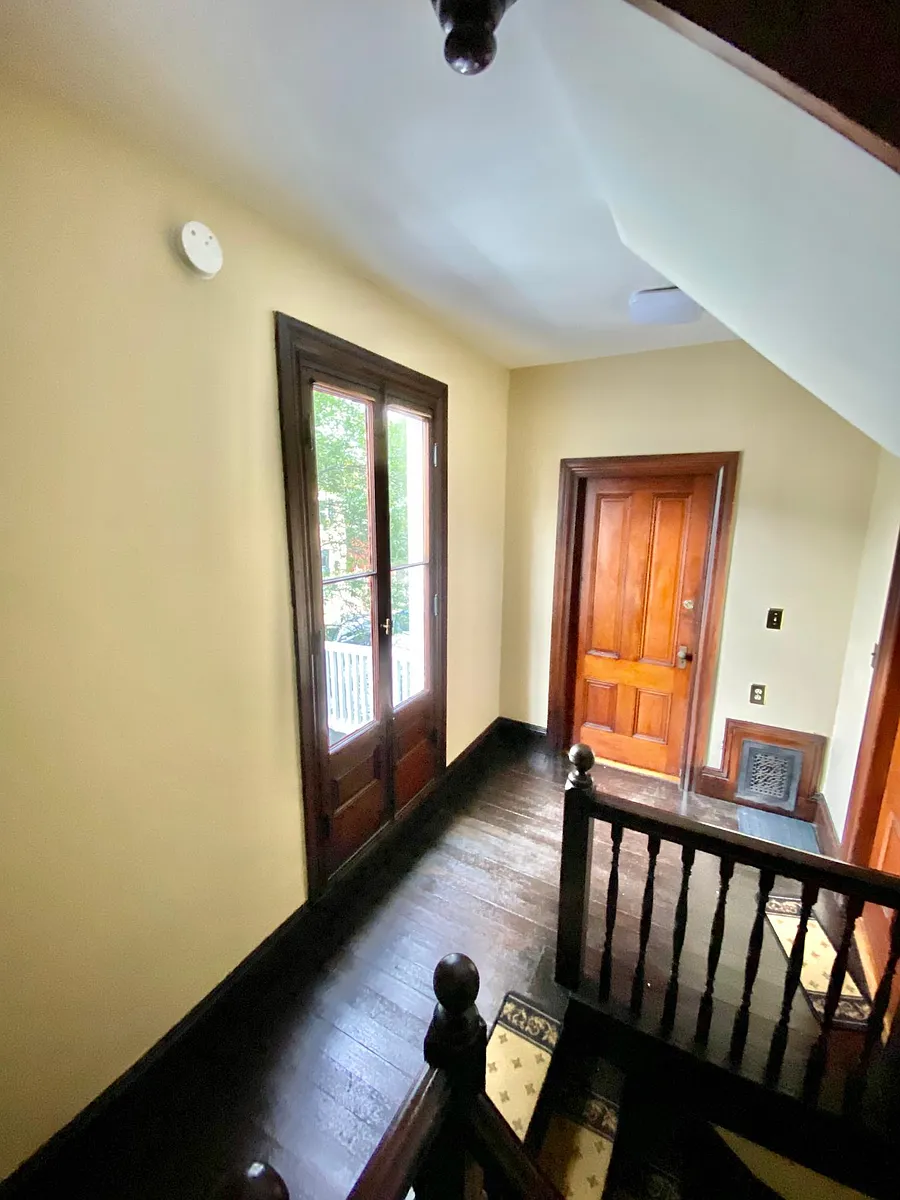 Unit 2 Apt Front - 61 E Manning St #2