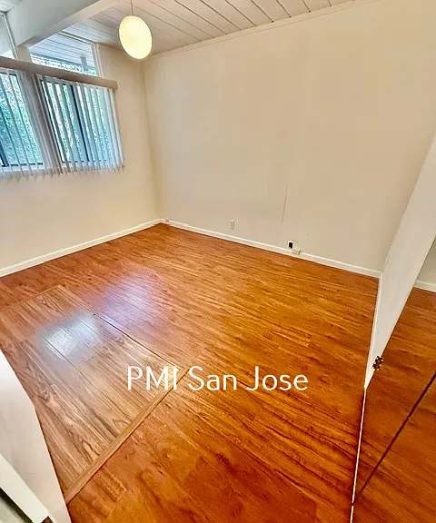 2066 Sandalwood Ct - Bed 2_08052026