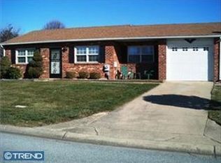10 Emerson Pl, Newark, DE 19702