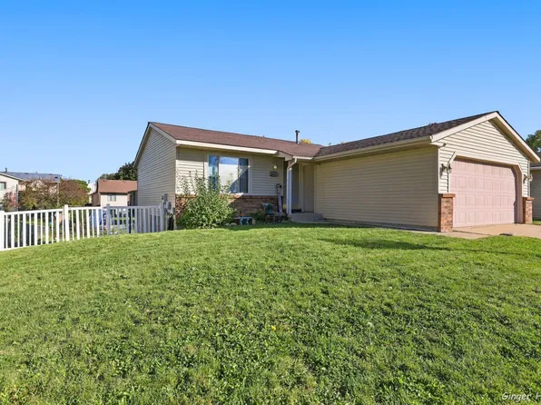 2635 Thorn Creek St SE, Kentwood, MI 49508
