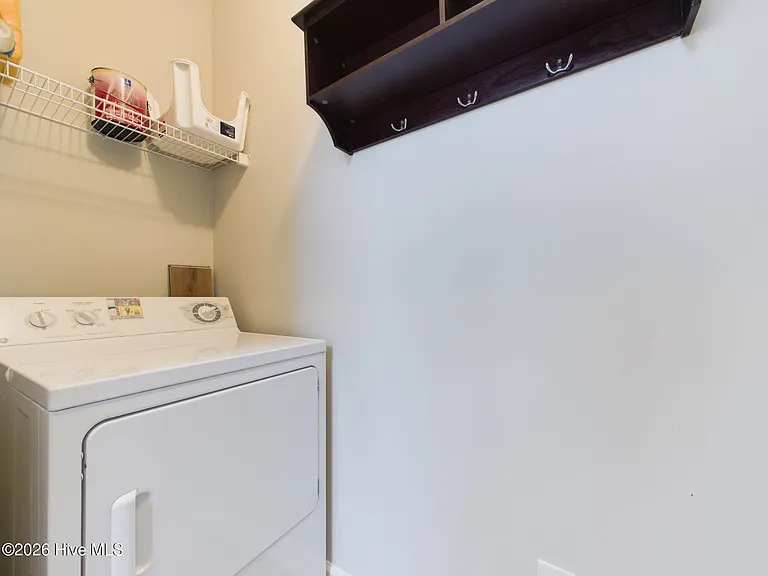 2111 Kudrow Ln — Photo 21