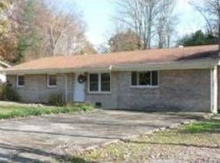 3604 Hazelnut Dr, Kingsport, TN 37664