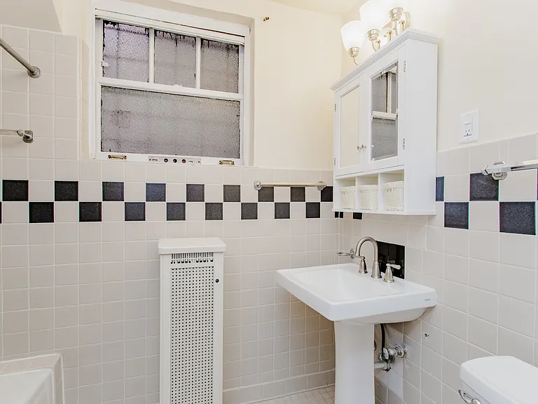 5131 S Blackstone Ave #1 — Photo 13