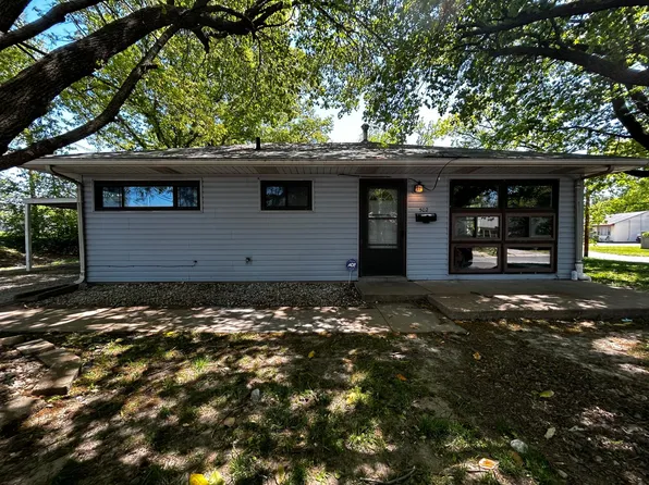 502 N 39th St, Belleville, IL 62226