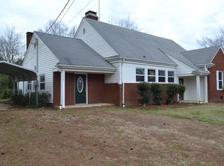 208 W Ingram St, Mount Gilead, NC 27306