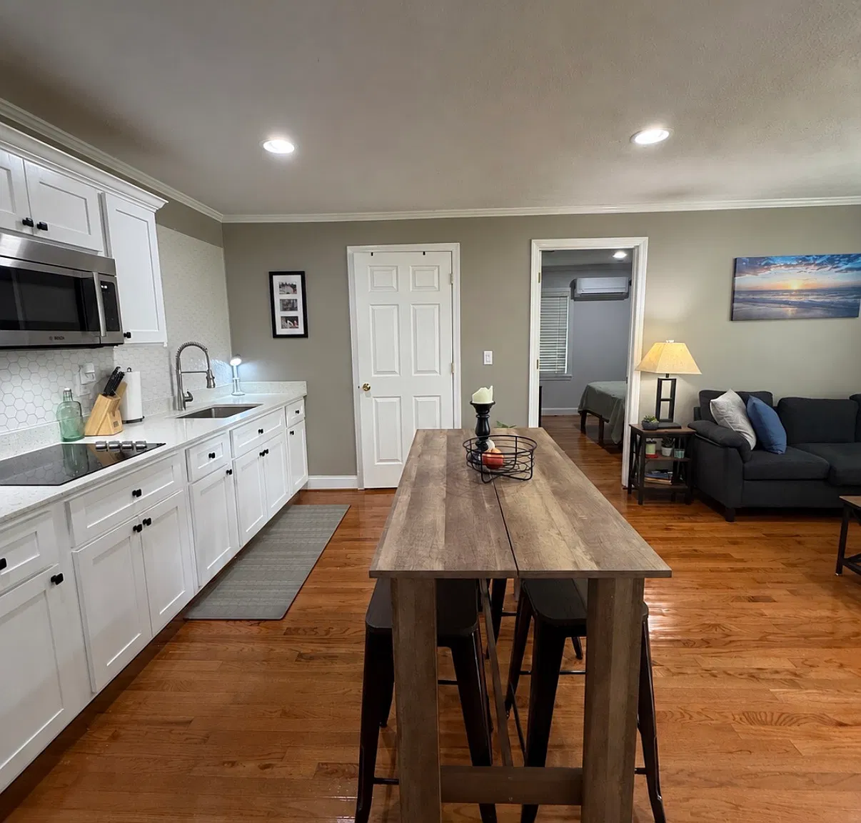 1 bed, 2296 sqft, $950 — Photo 3