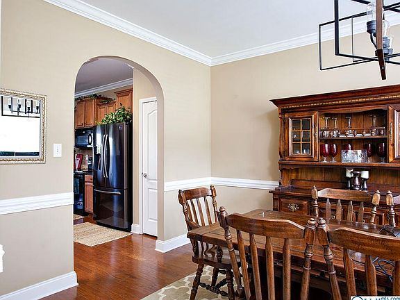 5th image of 4809 Cove Valley Dr SE