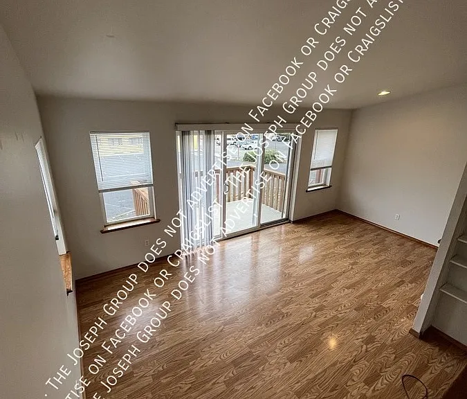 3440 Abbott St — Photo 4