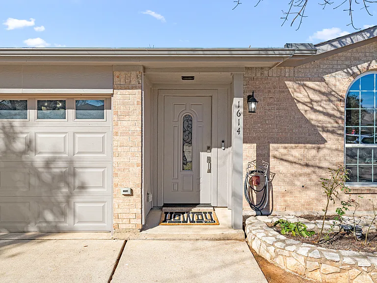 1614 Merritt Dr — Photo 27