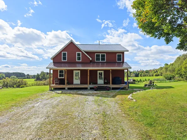 2111 Four Mile Lake Rd, North Bay, ON P1B 8G2