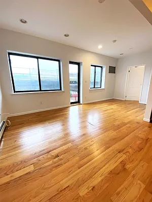 Rented by Leviathan Leasing LLC | media 2