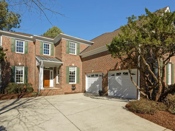 8908 Winged Thistle Ct, Raleigh, NC 27617