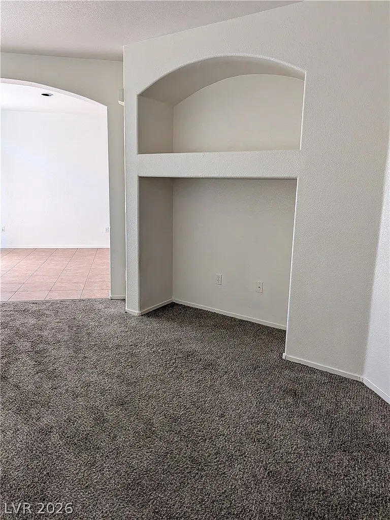 3 bed, 2.5 bath, 1419 sqft, $2,150 — Photo 3