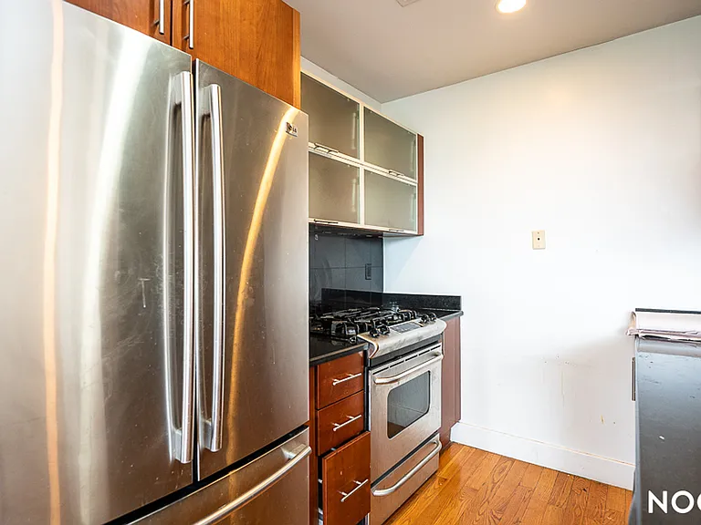 756 Myrtle Ave #4O — Photo 6