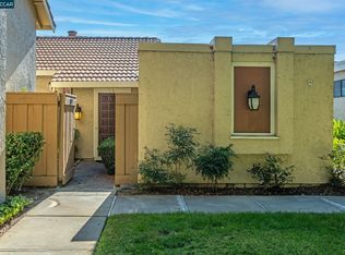 1049 Northoak Dr, Walnut Creek, CA 94598