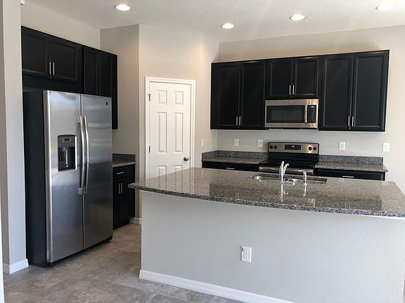 2nd image of 7008 Grand Elm Dr