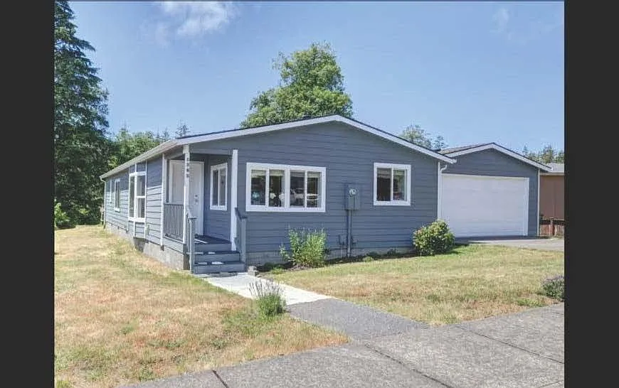 Building Photo - SW Cedar Dr