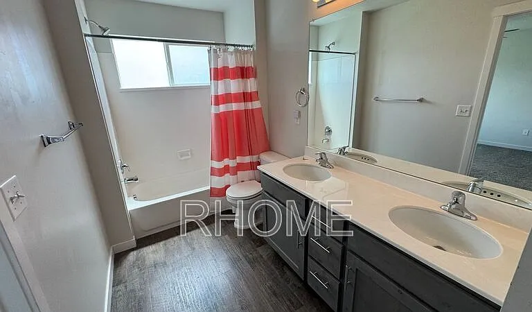 164 N 450 W — Photo 13