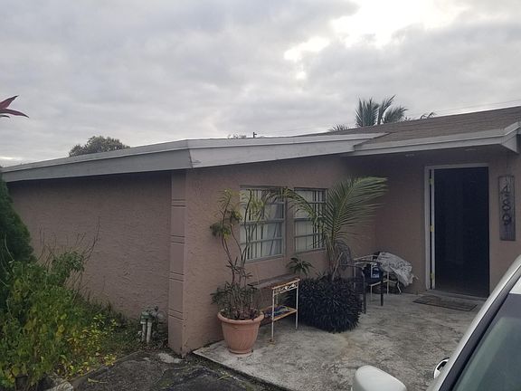 2nd image of 489 NW 2nd Way