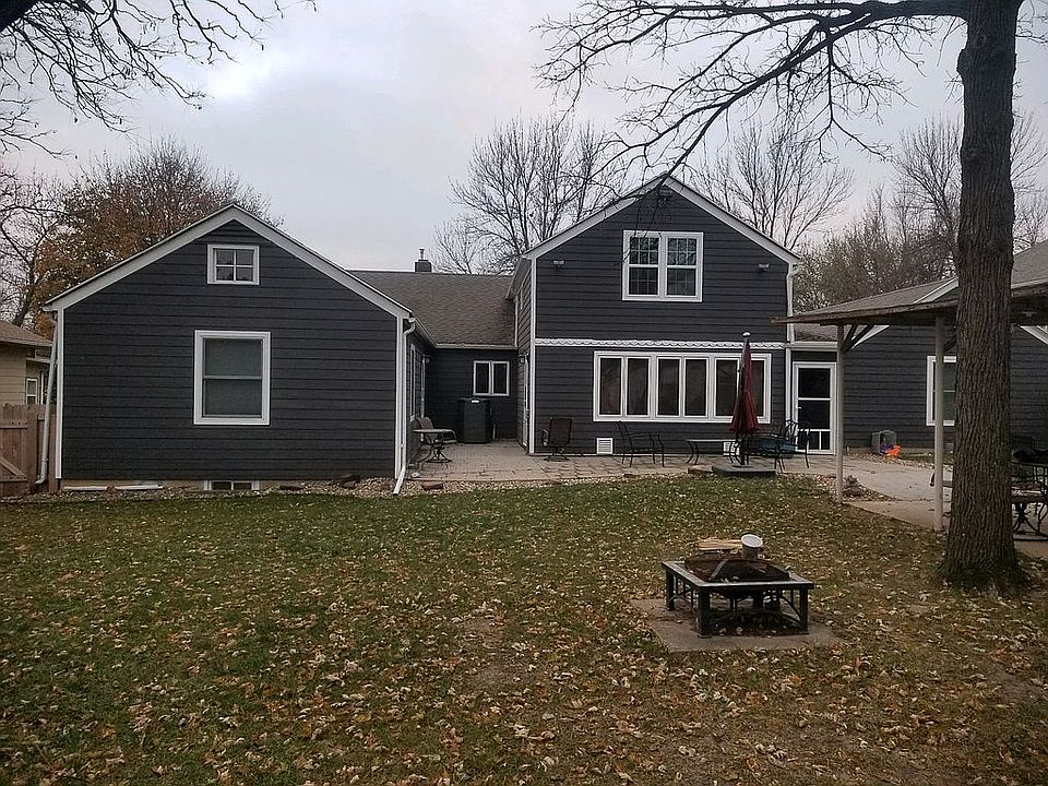 2nd image of 200 W Barck Ave