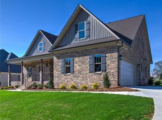 8207 Messenger Ct, Stokesdale, NC 27357