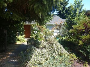 2662 51st Ave SW, Seattle, WA 98116