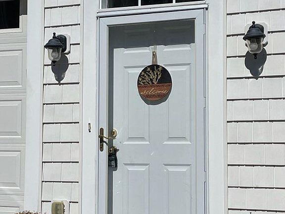 5th image of 26773 Chatham Ln