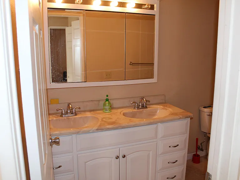 202 Woodland Pkwy #216 — Photo 10