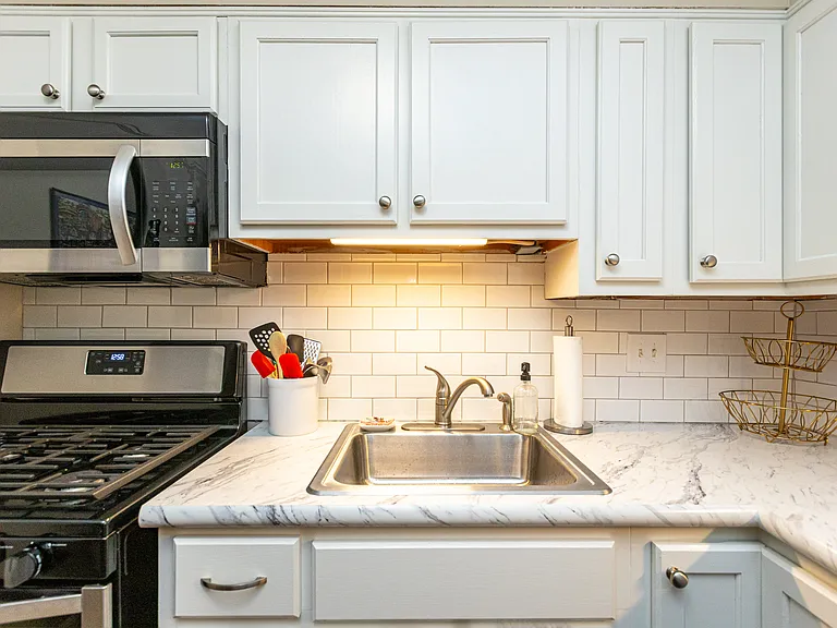 1036 Armstrong Mill Rd #B — Photo 12