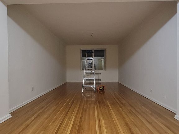 3rd image of 515 Avenue I APT 4C