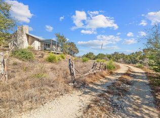 450 Eagles Nest Dr, Wimberley, TX 78676
