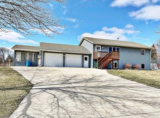 63 Juno Ln, Cottonwood, MN 56229