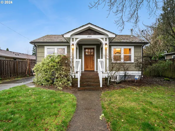 2026 SE Insley St, Portland, OR 97202