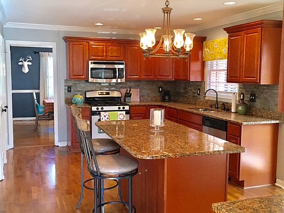 5th image of 6625 Summerlin Pl