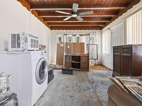 4th image of 214 Blake Ave #Sfr